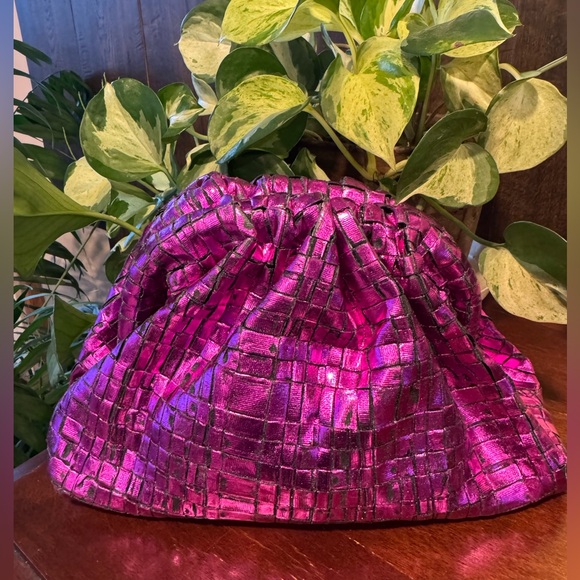 Maria La Rosa Made in Italy Mini Game Woven Clutch - Picture 2 of 7